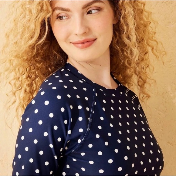 Shade & Shore Women’s Navy Polka Dot Long Sleeve Rash Guard Swim Top XL NWT - Picture 3 of 11